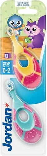 Jordan  | Step 1 Baby Toothbrush | for Ages 0-2 with Extra Soft Bristles, Soft Biting Ring for Gums & Easy Grip | Mixed Color |