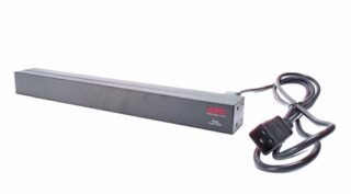 APC Basic Rack-Mount PDU - power distribution strip